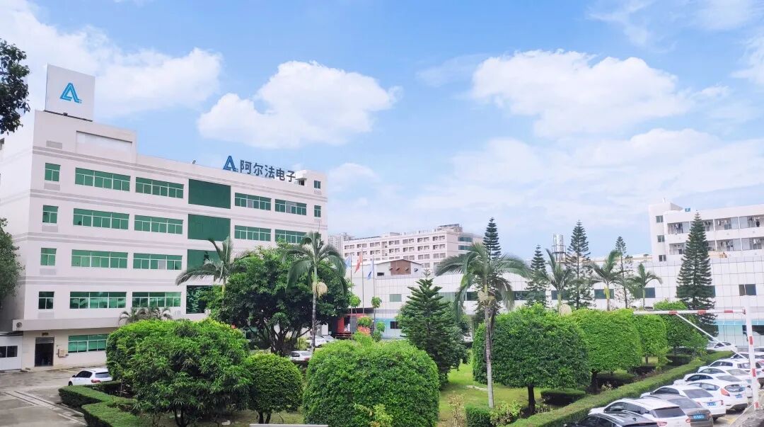 RELX Supplier Alpha Electronics in Crisis: Factory Shutdown, Lawsuits, and Frozen Assets Shake China’s Vape Supply Chain